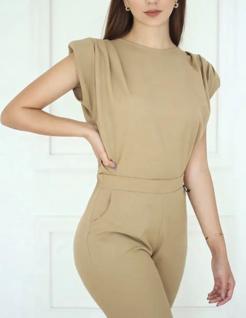 Cringe Shoulder to Shoulder